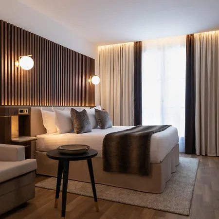 Lord Byron Hotel 4*
