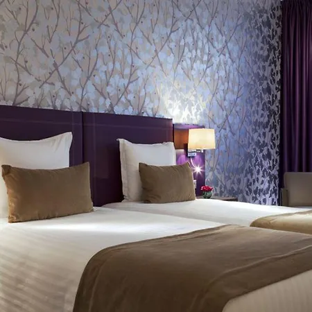 Timhotel Opéra Blanche Fontaine Paris