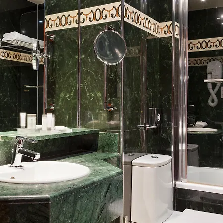 Timhotel Opéra Blanche Fontaine Hotel