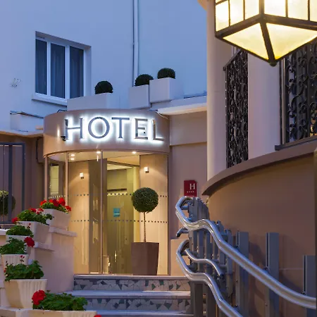 Timhotel Opéra Blanche Fontaine