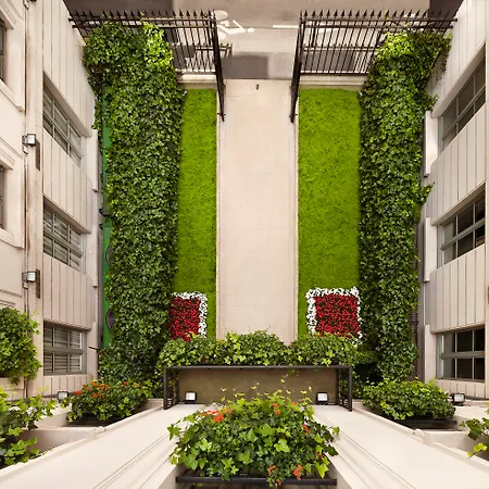 Meliá Notre-dame Hotel 5*