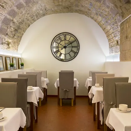 Meliá Notre-dame Hotel 5*