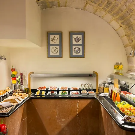 Hotel Meliá Notre-dame 5*