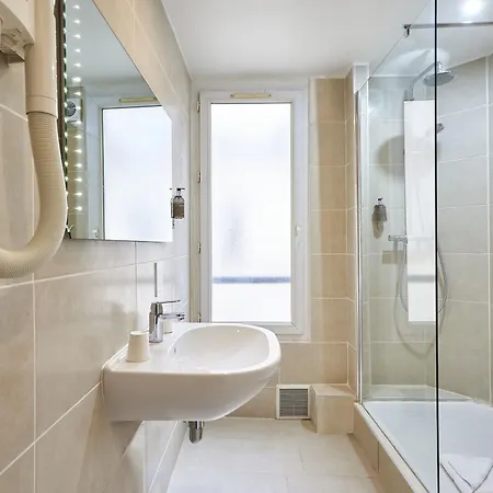 Kabanel Hotel 3*