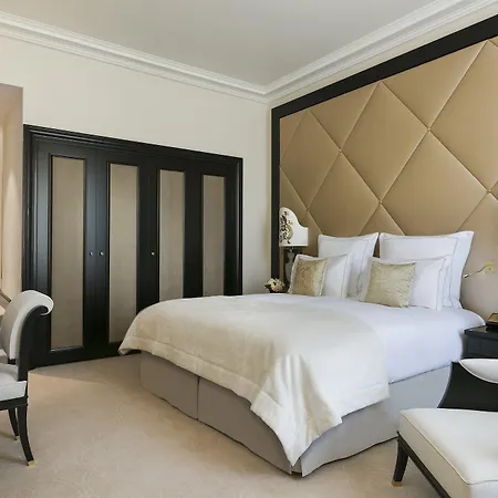 Hotel Barrière Fouquet's Paris