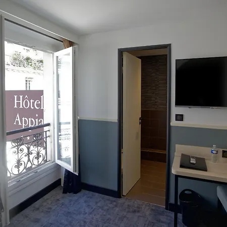 Hotel Appia La Fayette 3*