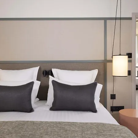 Toujours & Otel Paris