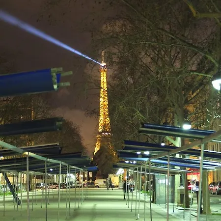 Saxe Eiffel Otel