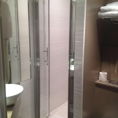 Elysées Flaubert Hotel 3*