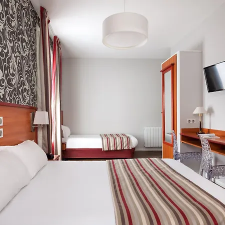 Eiffel Garibaldi Hotel