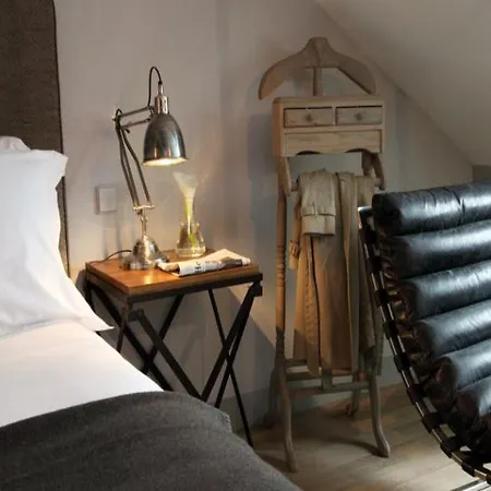 New Roblin 4* Paris