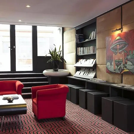 Bastille Hotel 3*