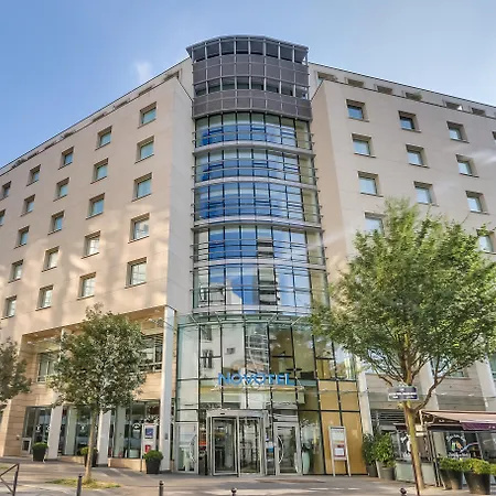 Hotel Novotel Centre Gare Montparnasse 4*