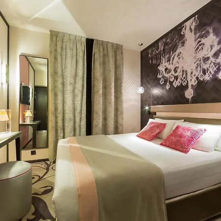 Yllen Eiffel Hotel