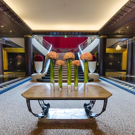L'hotel Du Collectionneur פריז