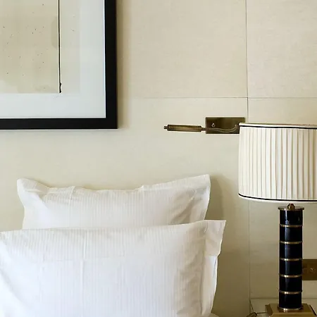 Montaigne Hotel 5*