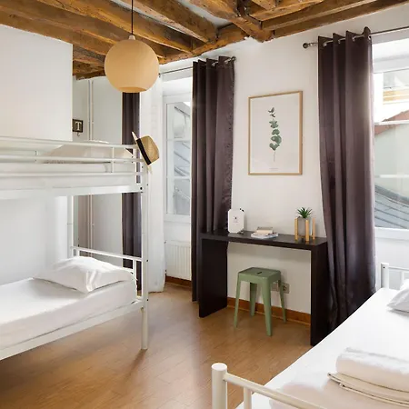 Auberge de jeunesse Le Village Montmartre By Hiphophostels *