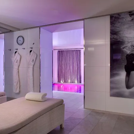 La Haussmann Hotel Paris