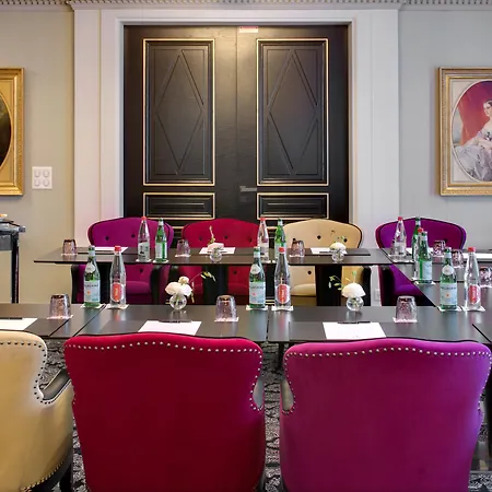 La Haussmann Hotel Paris