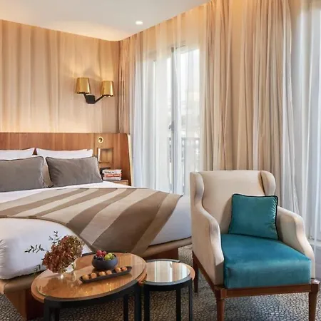 Maison Albar Le Pont-neuf Hotel 5*