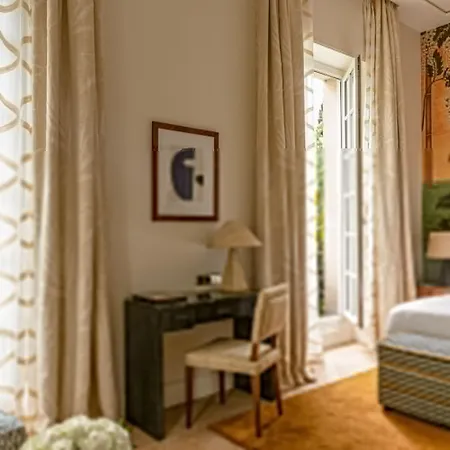 Saint Hotel 5*