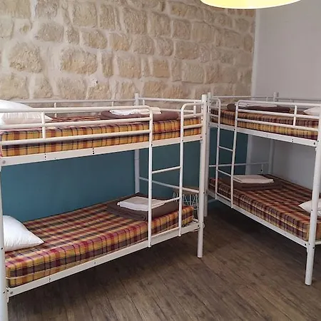 Le Regent Montmartre By Hiphophostels Hostal París