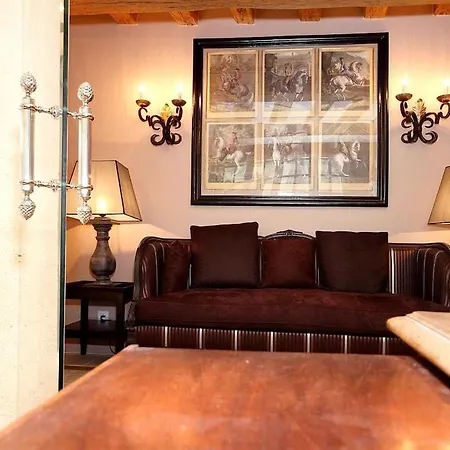 Saint-louis Marais Hotel 3*