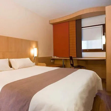Hotel Ibis Tour Montparnasse 15eme Paris