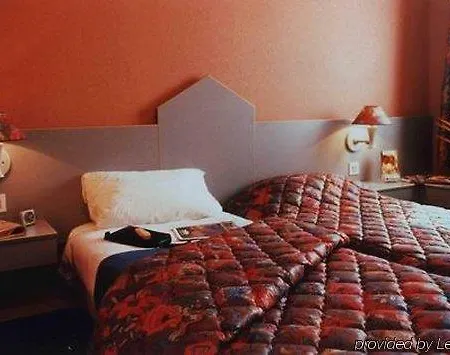 Hotell Median Congres 3*