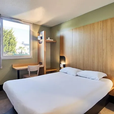 Evry 2 Hotel 2*