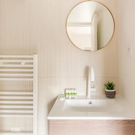 Elegance & Design Center Apartment *