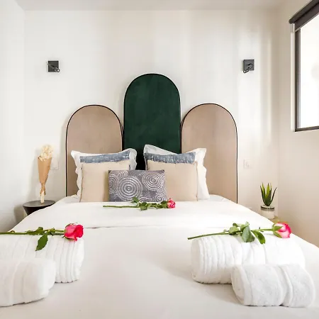 Apartment Elegance & Design Center Paris