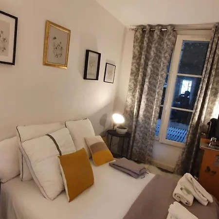 Gare Montparnasse,fantastic Location,center Paris6 Eme ,close To Louvre Meusm And Notre Eiffel Tour Апартаменты *