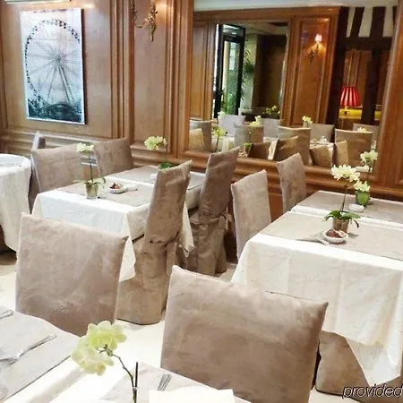 Dauphine Saint Germain Hotel