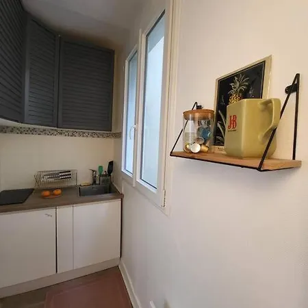 Super Studio Proche Montmartre !