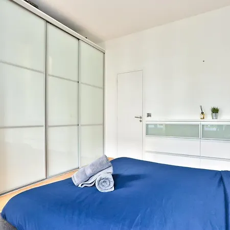 Quartier Champs-elysees 4 Free Netflix * Paris