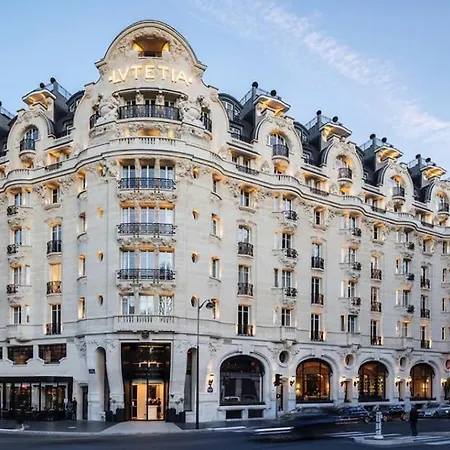 Apartment Exclusive Parisian Palace