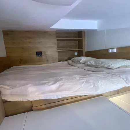 Studio 9m2 Champs Elysees Arc De Triomphe75008 Appartement *