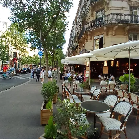 Апартаменты Gare Montparnasse,fantastic Location,center Paris6 Eme ,close To Louvre Meusm And Notre Eiffel Tour Париж