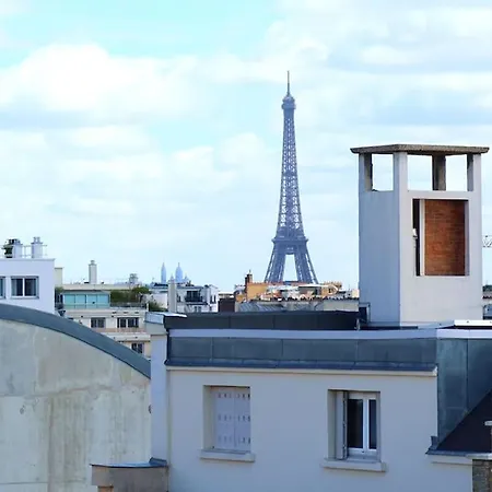 Eiffel Tower View Rooftop Studio Appartement
