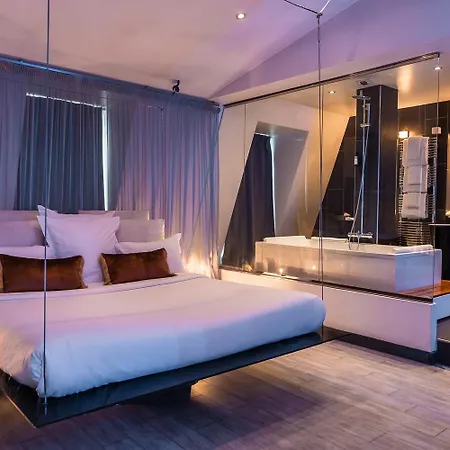 Kube Hotel 4*