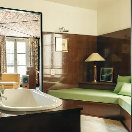 Hotel Les Cinabre Paris