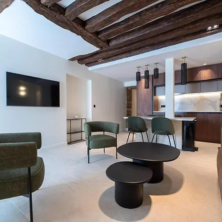 Luxury Marais Appartement *