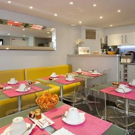 Moulin Hotel