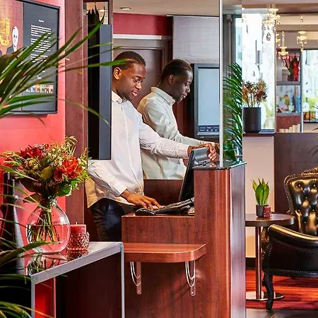 Mercure Tour Eiffel Pont Mirabeau 4*