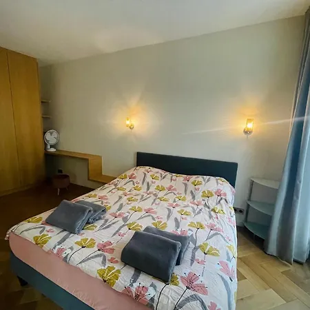 Jean Jaures Apartment *