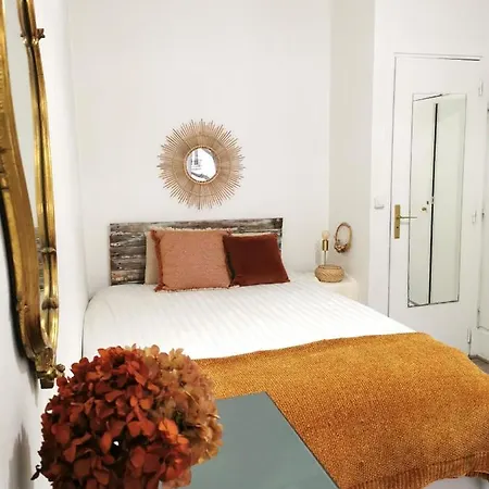 Appt Cosy Chic, 4 Couchages + Lit Bebe, 12e Apartment *