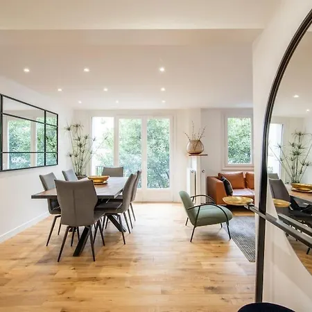 アパート Rollin - Beautiful Renovated Flat In The Heart Of *