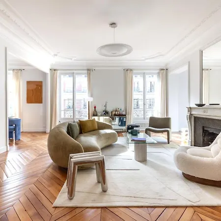 Luxury - 5 Min Walk From Champs-elysees Apartment