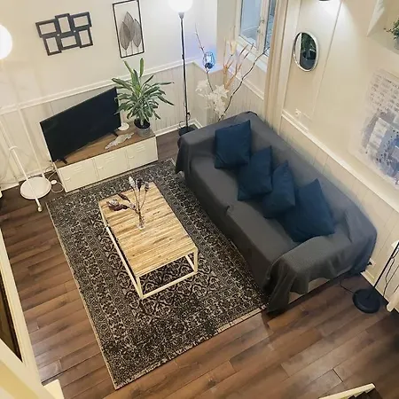 Apartment Le Ptit Parisien - Champs Elysees - Metro & Wifi Paris